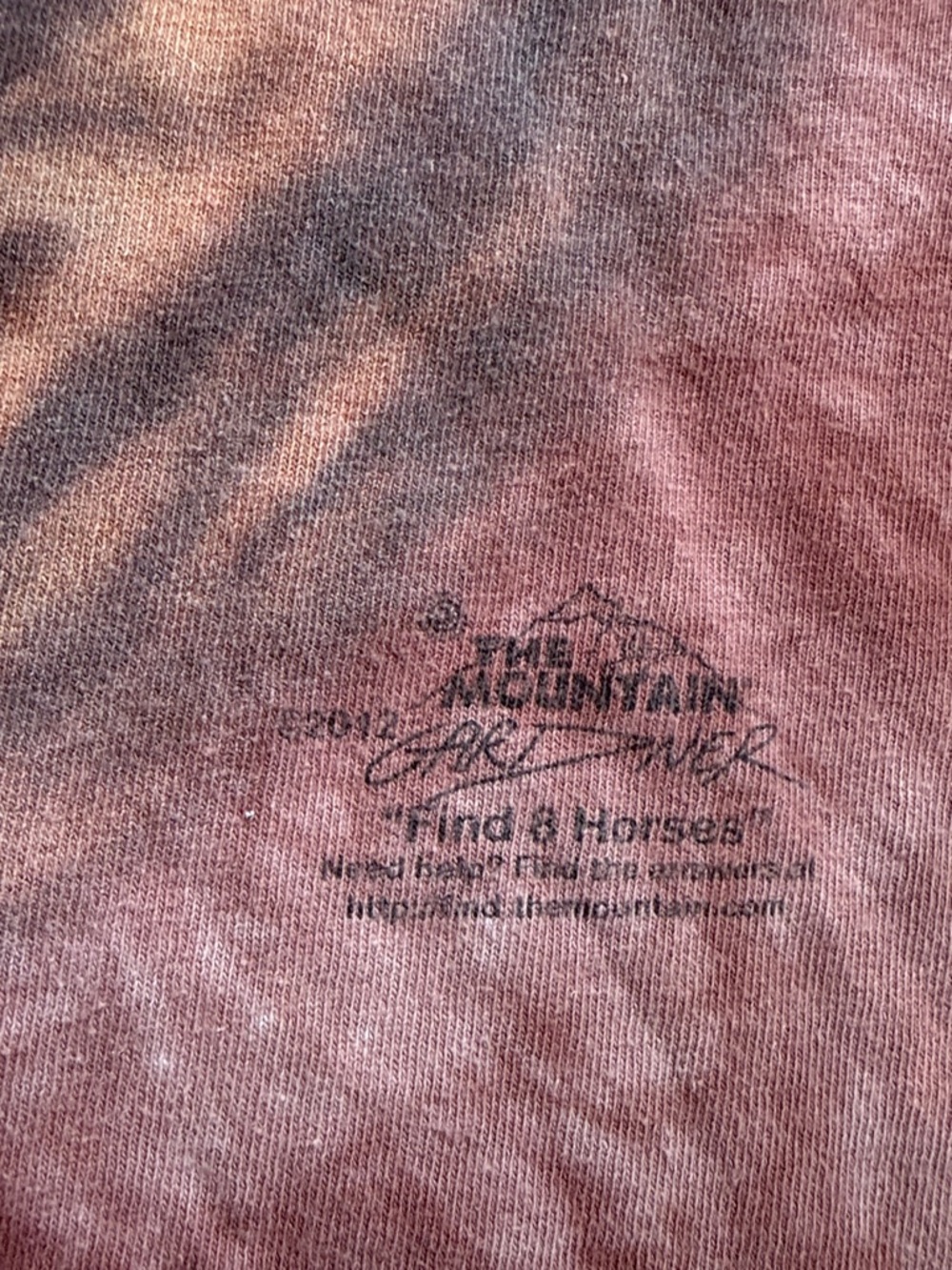 The Mountain Wild Horses Tie Dye T Shirt 2XL Red Graphic Tee - Picture 7 of 8